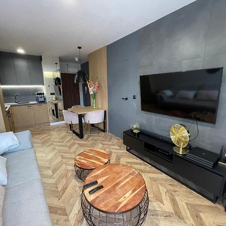 Apartament Bubble Z Darmowym Parkingiem Torun Bagian luar foto