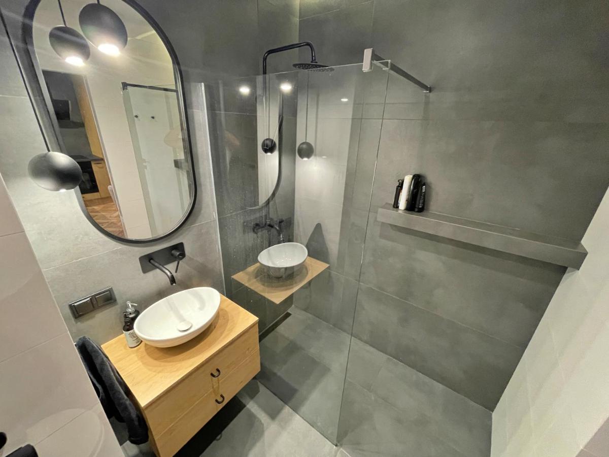 Apartament Bubble Z Darmowym Parkingiem Torun Bagian luar foto